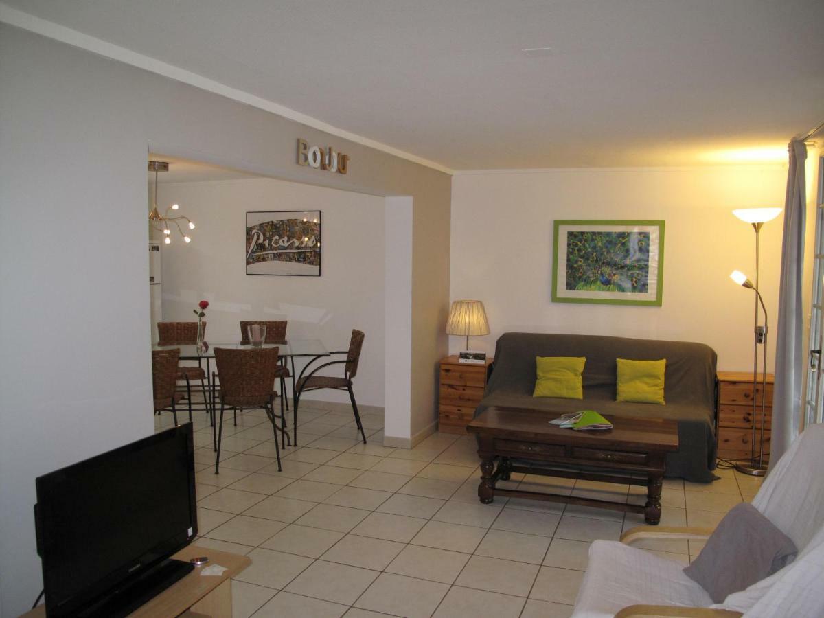 Residence Miro, Gites Avec Piscine Chauffee Et Tennis Les Arcs-sur-Argens エクステリア 写真